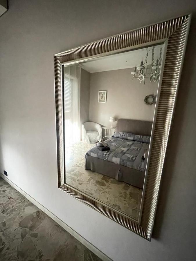 Fantastico A Pochi Passi Dalla Metro Apartamento